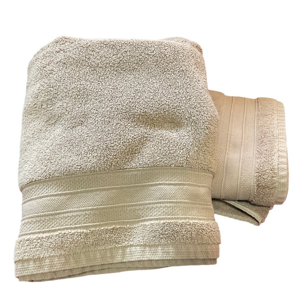 Tan Bath Towels x2